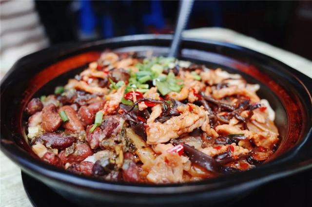 砂锅的用途和好处，砂锅的用途和好处特点（贵州人的冬天缺它不可）