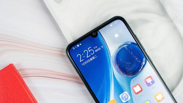 华为畅享10s，华为畅享10s是快充吗（适合年轻人的千元新标杆）