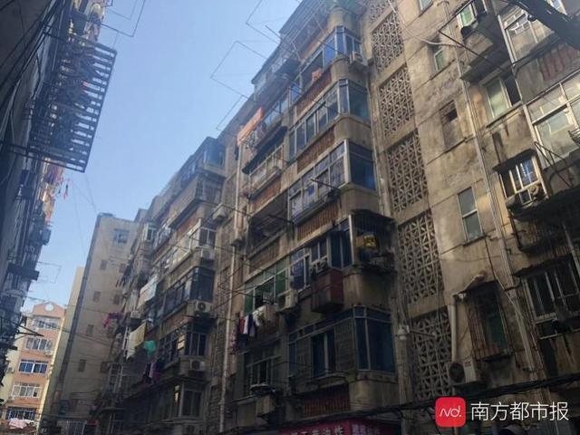 劳荣枝事件相关介绍，劳荣枝事件（整容假名潜逃23年）