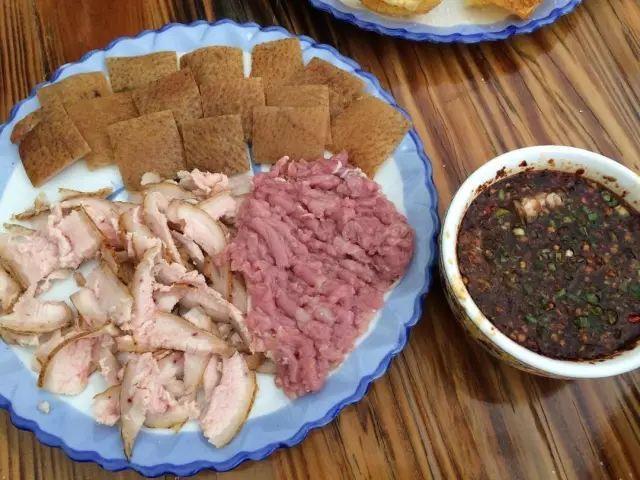 熟肉是什么意思，动漫熟肉是什么意思（一场鲜血淋漓的“生吃”）