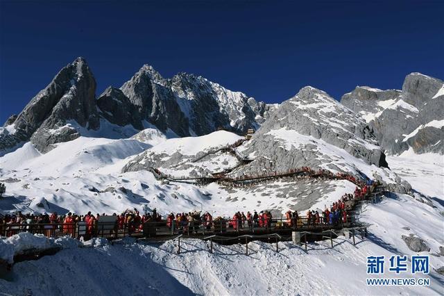 推荐一个好地方云南玉龙雪山，云南丽江：玉龙雪山景色壮美