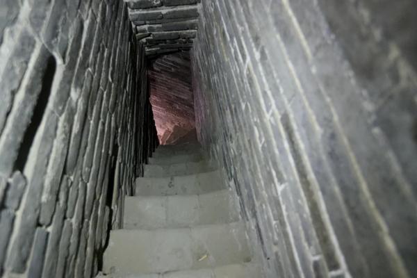 比萨斜塔在哪，比萨斜塔在哪个大洲（“中国比萨斜塔”在新乡）