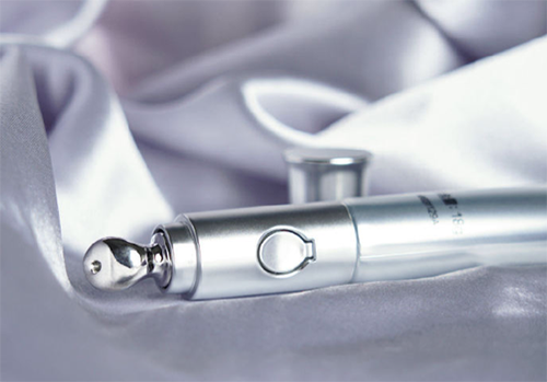 水密码（水密码官网，水密码“白金熨斗”抗皱眼霜好评来袭