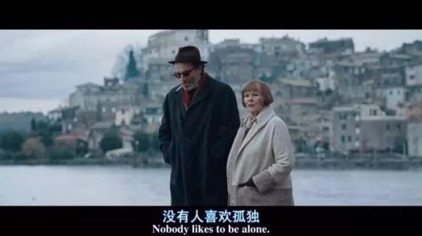 物色是什么意思，物色是什么意思网络用语（教你分辨大一到大四的女生）