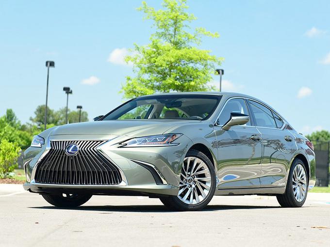 雷克萨斯是哪国产的，雷克萨斯属于哪个国家的品牌（跟一汽、广汽还是独资）
