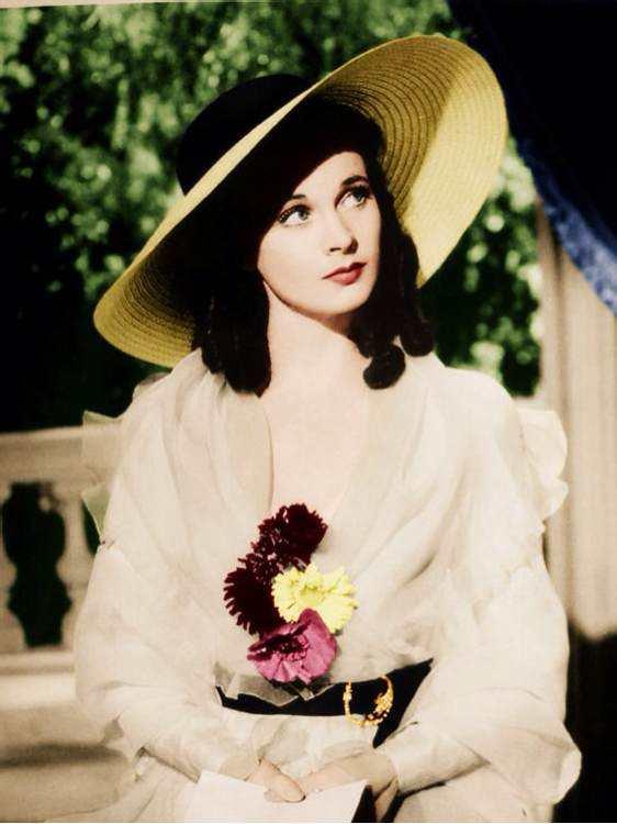 宝莲高黛个人资料，宝莲高黛图片（永失挚爱后变成一个疯女人）