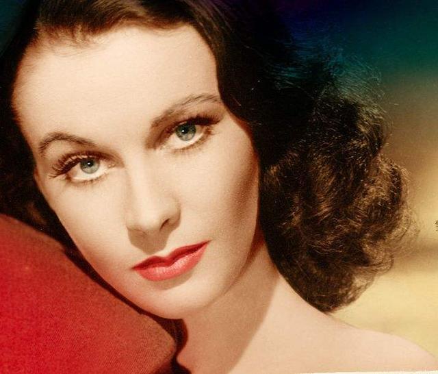 宝莲高黛个人资料，宝莲高黛图片（永失挚爱后变成一个疯女人）