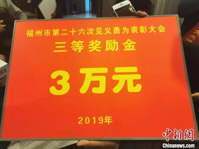 赵宇案最新结果大快人心，赵宇最新案（“制止施暴反被拘案”最新进展来了）