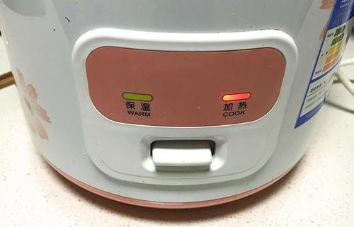 怎样炖鸡腿好吃又嫩，出锅后颜色漂亮味道香