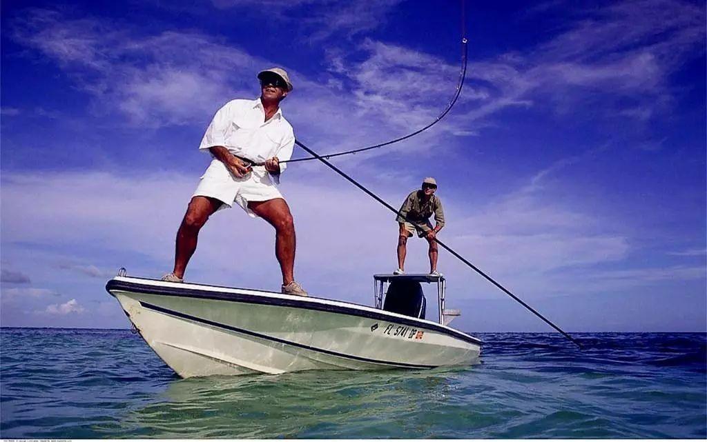 路亚竿rf是什么意思 路亚新手进阶指南，远投竿调性，硬度详解