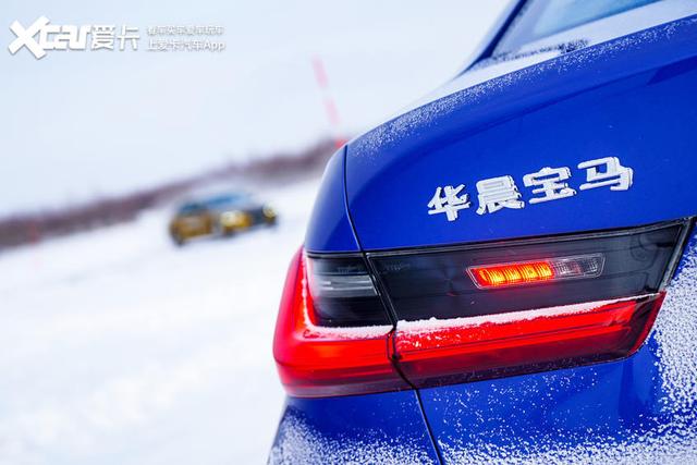 驾驶雪地摩托车技巧有哪些，驾驶雪地摩托车技巧有哪些视频（BMW带你在零下三十度的户外嗨）