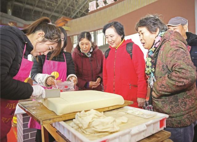 淮南有什么好玩的地方，淮安哪里有好玩的地方（淮南豆制品展销会28个项目集中签约）