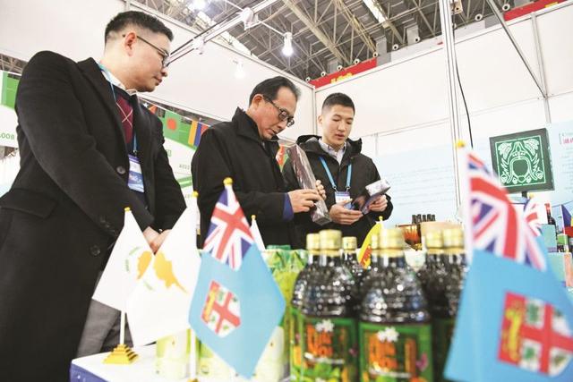 淮南有什么好玩的地方，淮安哪里有好玩的地方（淮南豆制品展销会28个项目集中签约）