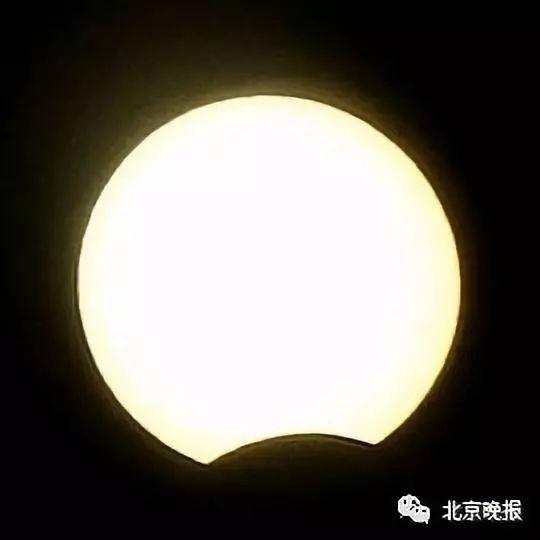 天狗食日是什么意思，天狗食日是什么意思画图表示（看，天狗食日）
