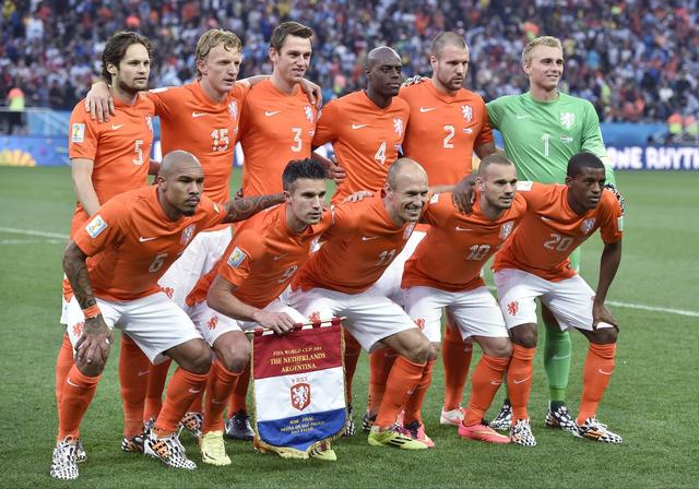 荷兰的首都是哪里，荷兰的首都是哪里女人开放（追随希望之星李嗣镕）