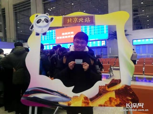 京张高铁多少站，京张高铁共有多少站（看，京张高铁来了）