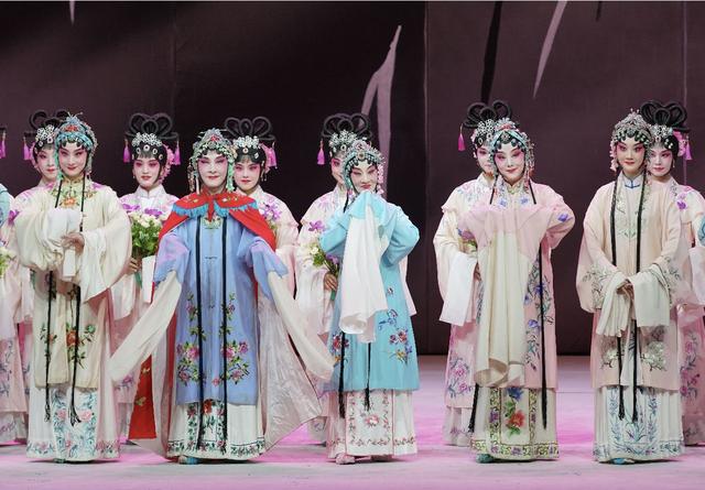 卢塞恩造型与艺术学院入学要求是什么，新京报年度演出榜投票丨2019最佳演出