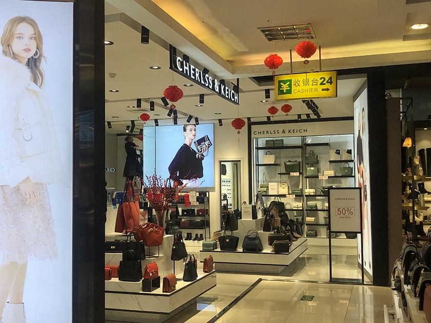 ck和小ck(calvinklein是奢侈品吗)