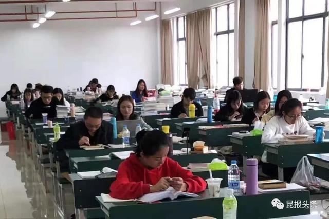 清考什么意思，四级清考什么意思（学分不过半将退学……云南多名大学生被警示）