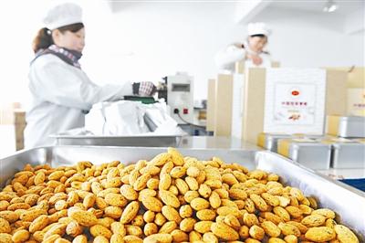 香榧子的营养价值及功效，香榧子的营养和功效（香榧：传承千年的美食珍果）