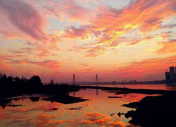 方梦瑶是谁扮演的，《谎言背后》的演员表是什么（沅江地名考）