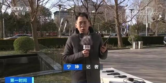 什么是卫星电话，卫星手机多少钱一部（一年1000元可打750分钟）