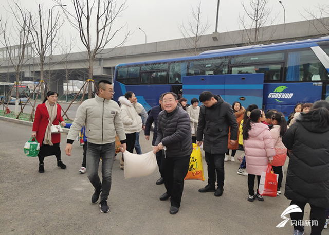 智力迟缓的孩子上特殊学校，智力发育迟缓的孩子怎么训练（厦门历城区里仁学校师生走进星神特殊儿童关爱中心）
