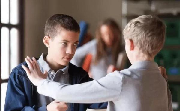 小游戏惩罚，早会惩罚小游戏（惩罚孩子最正确的4个方法）