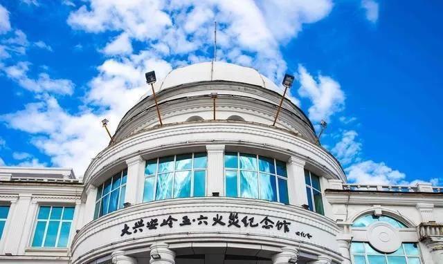 熔城讲的是什么，熔城是谁写的（刮向舆论场的“火灾”）