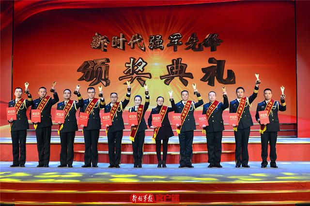 爷爷为我打月饼串词，急求！！！智商文采高的人请进入，帮我想想有什么...（还来了一群最美军嫂......）