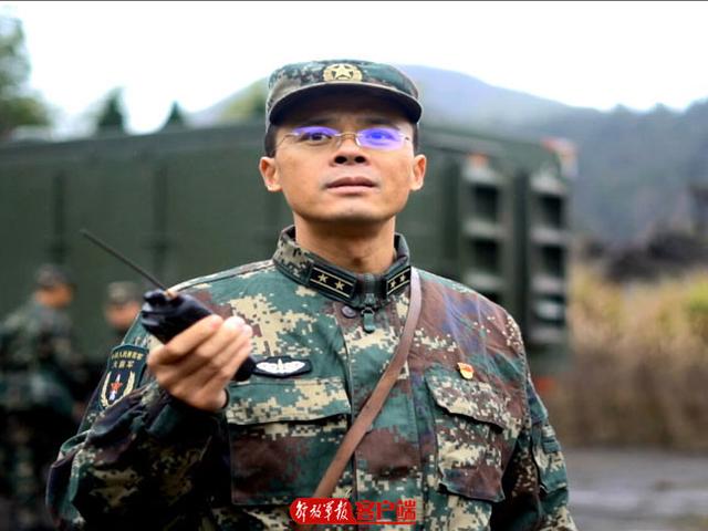 爷爷为我打月饼串词，急求！！！智商文采高的人请进入，帮我想想有什么...（还来了一群最美军嫂......）