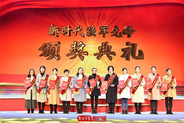 爷爷为我打月饼串词，急求！！！智商文采高的人请进入，帮我想想有什么...（还来了一群最美军嫂......）