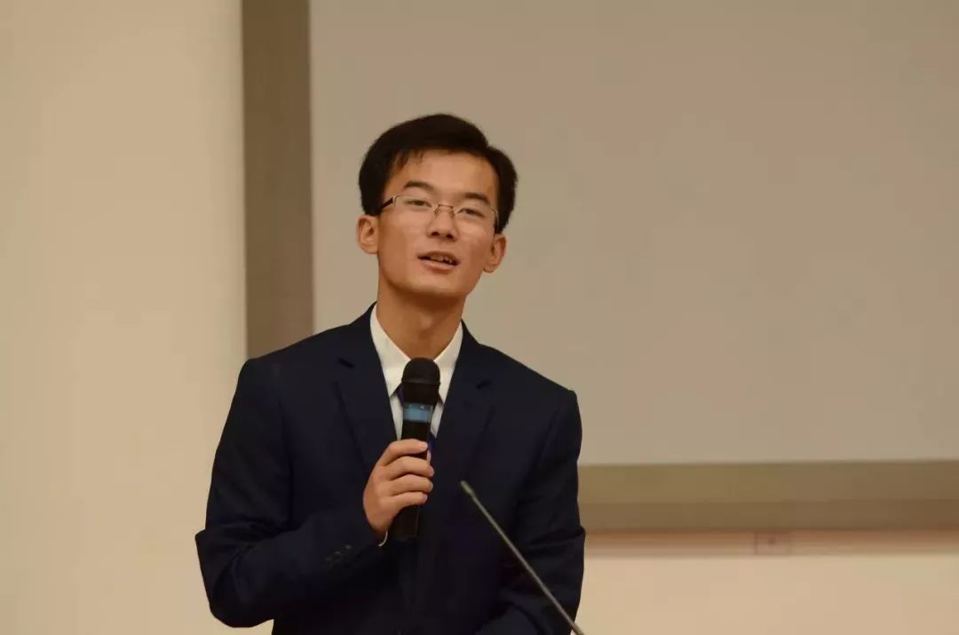 主持人杨春俏责编李喆美编冯浩然桃李国学苑在精神家园里诗意地栖居