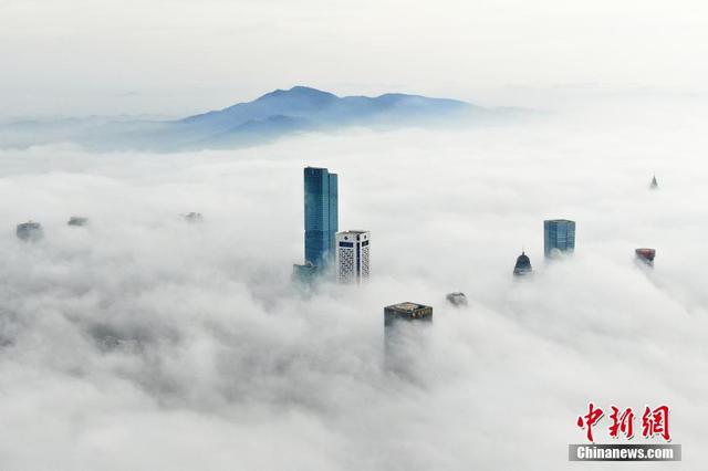 南京天气2345，南京未来一周天气。（南京迎大雾 高空似“天宫”）