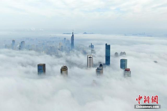 南京天气2345，南京未来一周天气。（南京迎大雾 高空似“天宫”）