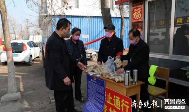 我也想一大早就收到一束鲜花。，好想收到一束花（2700斤“蜜三刀”一束鲜花送给你图片）