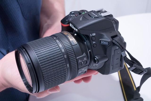 尼康d5600，尼康D5600支持视频拍摄吗（推荐尼康D5600相机）