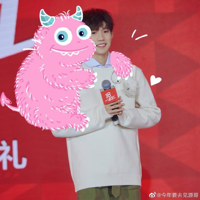 王源壁纸拼接，王源精选壁纸（饭制九宫格王源绝美照片图片）