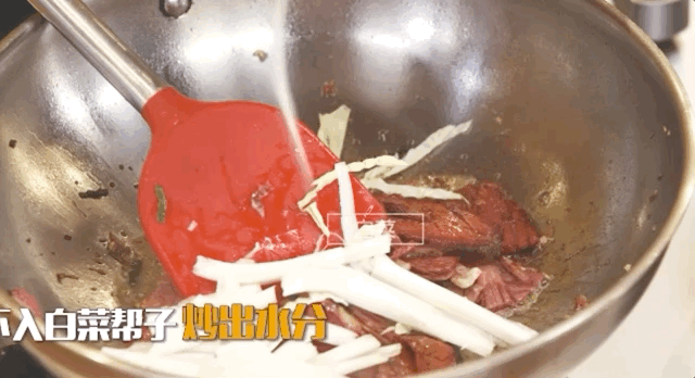 每天花十分钟做盒饭，盒饭做法容易吗（怎么做复工盒饭最香）