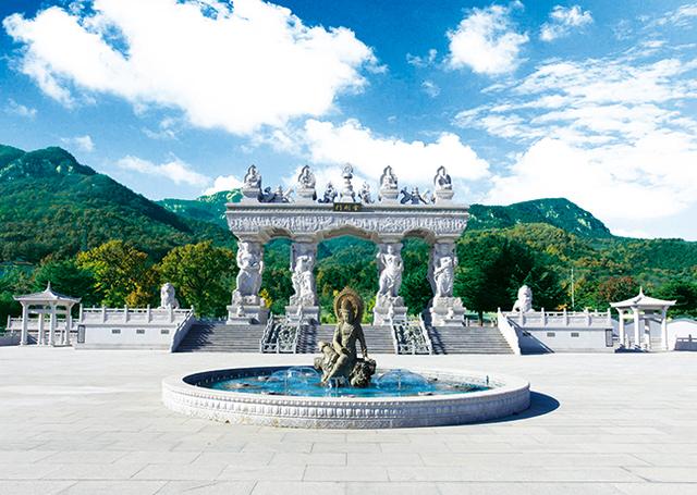 玉琢冰雕是什么意思，冰雕玉琢的意思（一年四季有看点）