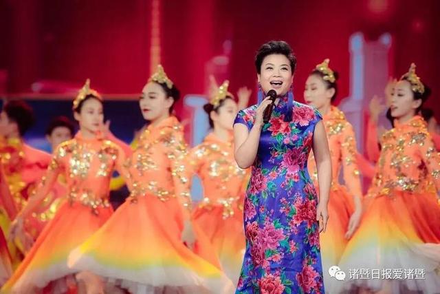 歌手张也哪一年出生，著名女歌手张也倾情唱出诸暨千年之美