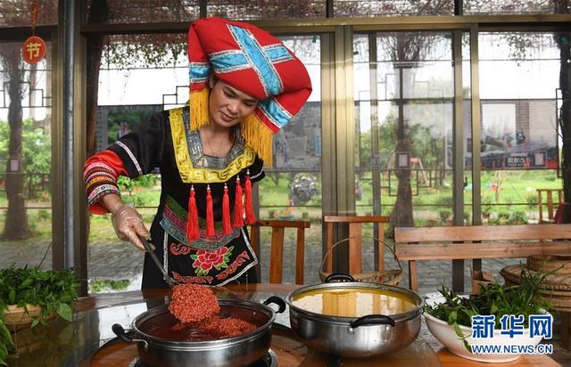 绿色糯米饭用什么植物染色,绿色糯米饭怎么染色(探秘“壮族三月三”五色糯米饭制作) 绿色糯米饭用什么植物染色,绿色糯米饭怎么染色(探秘“壮族三月三”五色糯米饭制作)