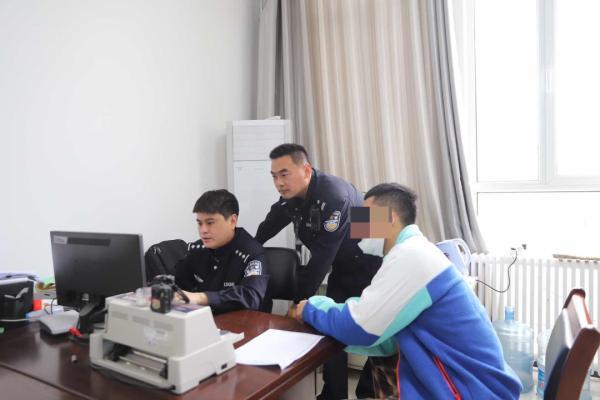 炸街是什么意思，女生说的炸街是什么意思（成功引起了蜀黍的注意）