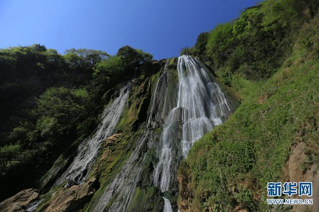 一什么瀑布，哪里有瀑布风景区（航拍云南富源跌水瀑布）