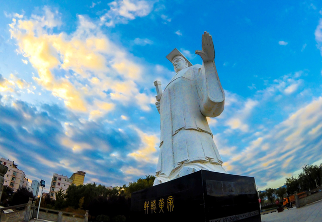 轩辕黄帝是哪个朝代，黄帝是哪个朝代距今有多少年（黄帝：中华民族的人文始祖）