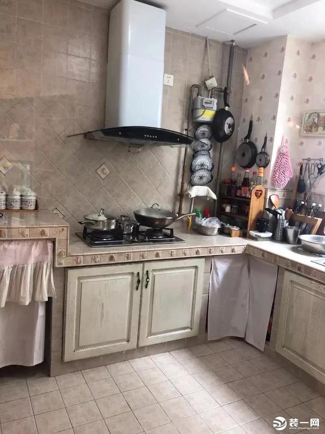 欧派定制橱柜是什么板材，广州欧派家居性价比全面分析