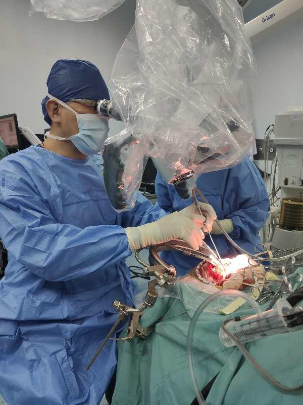 731部队活体解剖，731部队活体解剖打不打麻药（一男童摔倒筷子插入颅脑5厘米深）