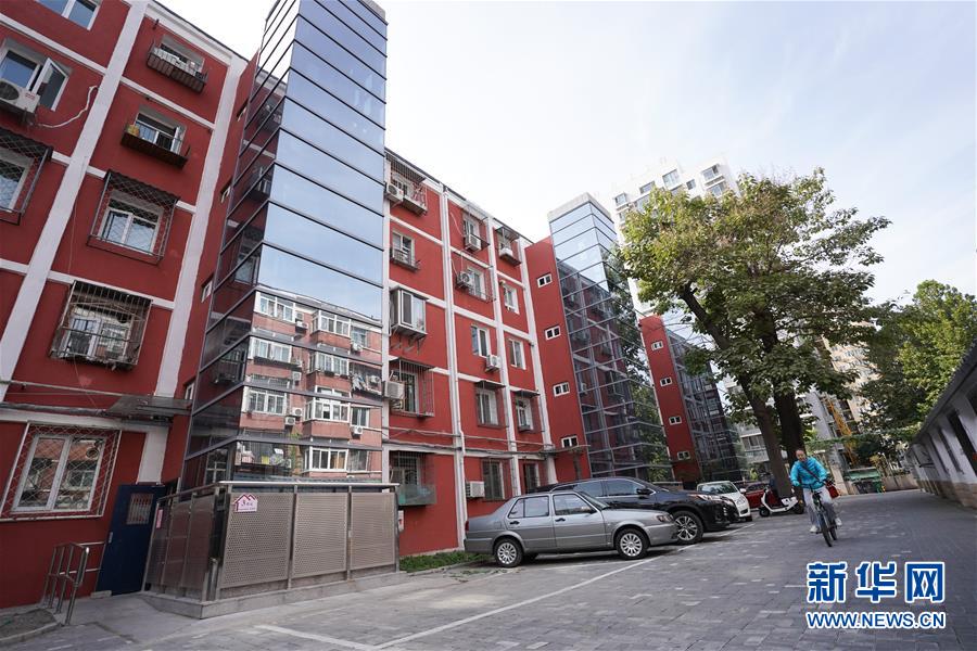 梦见下楼是什么意思，梦见自己上楼下楼是什么意思（终于不再是座“山”——北京老旧小区加装电梯现状调查）