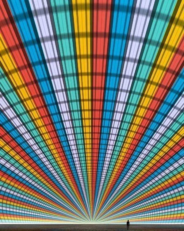 怎样用p图软件做出墙上的人，怎样用p图软件做出墙上的人脸（摄影 ， 手机修图指南）