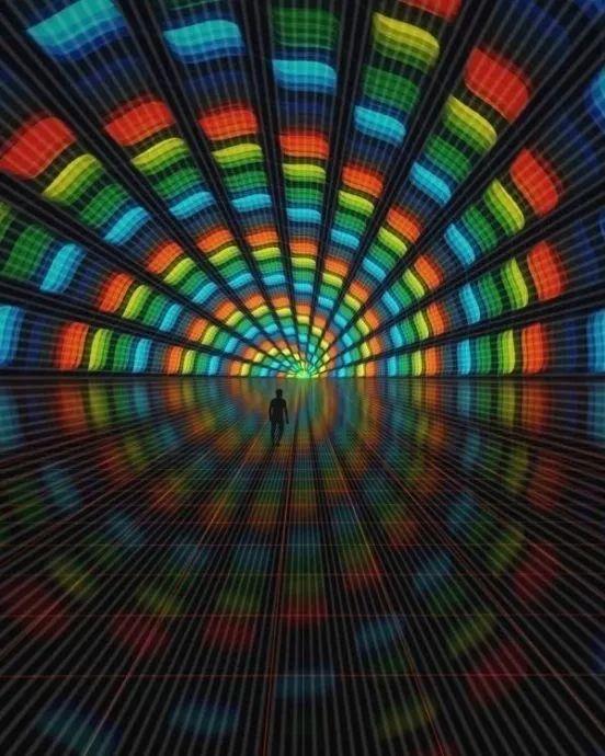 怎样用p图软件做出墙上的人，怎样用p图软件做出墙上的人脸（摄影 ， 手机修图指南）